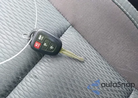 2017 Toyota Corolla Le z USA, uszkodzony, nr VIN 2T1BURHE0HC908421